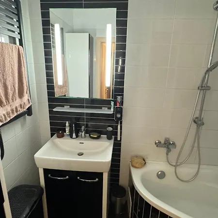 Apartment Parkside Modern Haven In Kosice